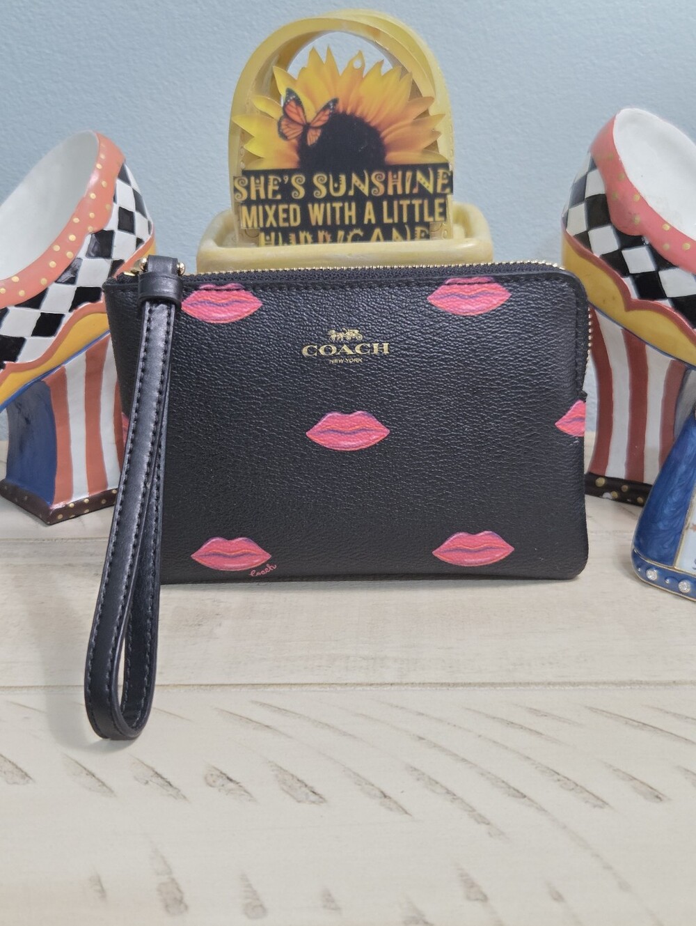 Coach Corner Zip Wristlet with Lips Print Black C3337 - Like New